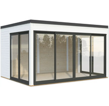 Modernes Gartenhaus mit Glasschiebetüren