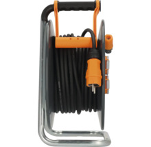 Kabeltrommel mit Verlängerungskabel und Stecker