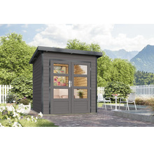 Garten Szene mit Gerätehaus aus Holz mit Glastüren und Gartenmöbeln