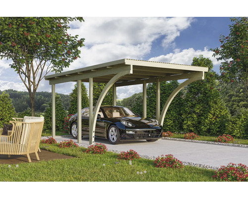 Carport aus Holz mit Auto auf einer Einfahrt in einem Garten
