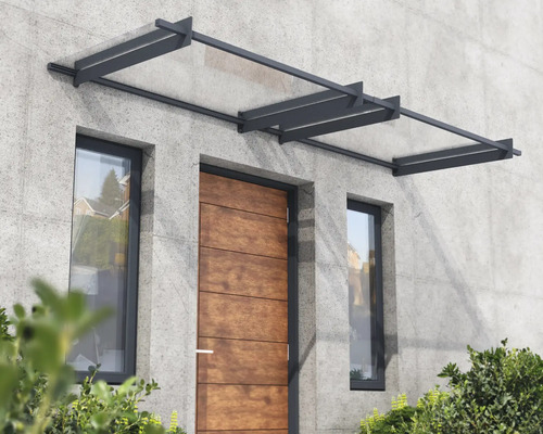 Marquise de porte moderne en verre avec cadre en métal sombre au-dessus d'une porte en bois avec fenêtres latérales.