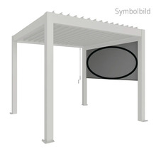 Freistehende Pergola mit Seitenteil als Sonnenschutz