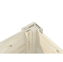 Vue détaillée d'un angle d'une maison en bois avec les dimensions des poutres en bois