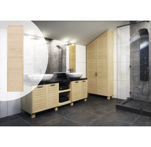 Salle de bains avec lavabo, miroir, meuble de rangement et douche en bois clair