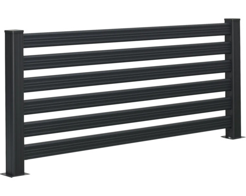 Metallzaun mit horizontalen Streben