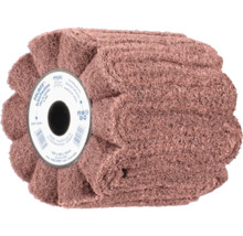 Rouleau abrasif PFERD POLINOX en non-tissé, 100 x 100 x 19 millimètres, grain A 180, fendu, pour le travail des métaux.