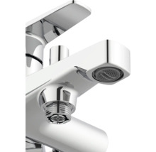 Detailaufnahme einer Armatur für ein Waschbecken