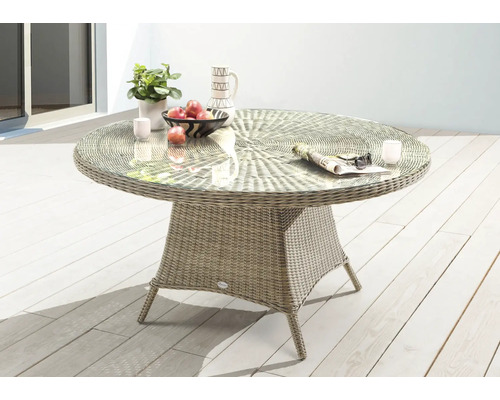 Runder Gartentisch mit Glasplatte und Rattangeflecht