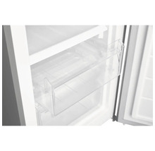 Intérieur d'un réfrigérateur avec tiroir transparent