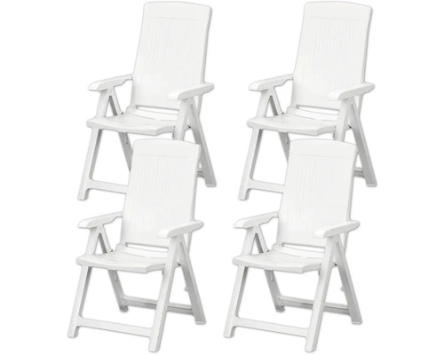Quatre fauteuils de jardin pliants en plastique blanc avec accoudoirs.