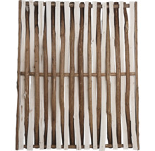 Clôture décorative en bois avec des lattes de bois naturelles et claires