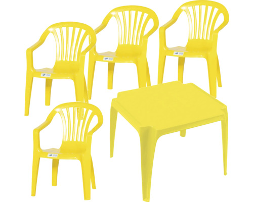 Ensemble de jardin jaune pour enfants en plastique composé d'une table carrée et de quatre chaises avec accoudoirs.