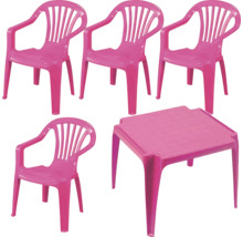 Salon de jardin pour enfants en plastique rose, comprenant une table carrée et quatre chaises empilables avec accoudoirs.