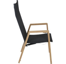Chaise de jardin avec structure en bois et revêtement textile noir, dossier haut et accoudoirs, vue latérale.