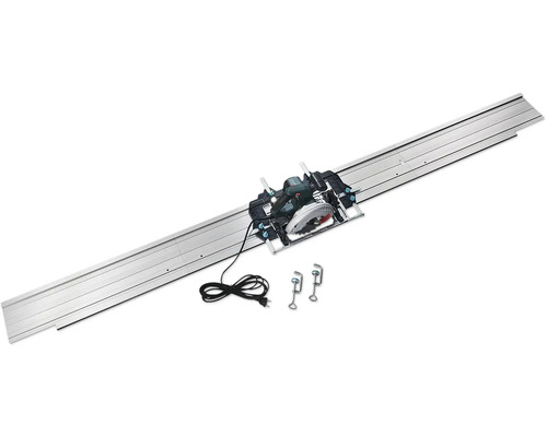 Scie circulaire portative sur rail de guidage en métal avec deux serre-joints et câble de raccordement.