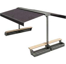 Store banne autoportant avec banc et jardinières pour l'extérieur.