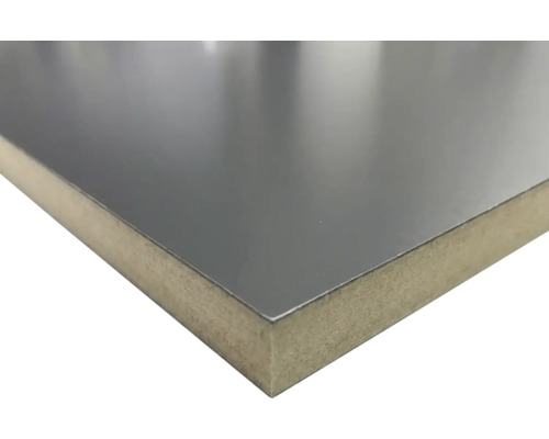 Eine beschichtete Bauplatte im Detail.