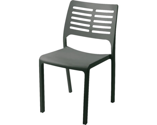Chaise de jardin empilable en plastique avec dossier à fentes horizontales.