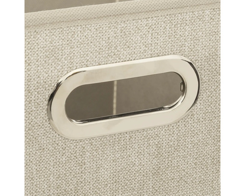 Vue détaillée d'une boîte de rangement avec poignée