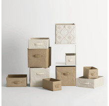 Plusieurs boîtes de rangement en tissu de différentes tailles et conceptions