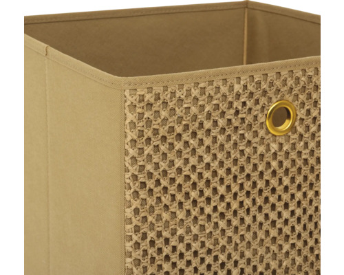 Vue détaillée d'une boîte en tissu avec insert tissé et oeillet métallique