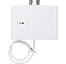 AEG Kleinspeicher mit zwei Anschlüssen und Zuleitung.