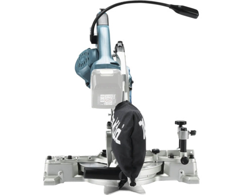 Makita Akku-Kapp- und Gehrungssäge mit flexibler LED-Arbeitsleuchte, silbernem Standfuß und Staubsack.