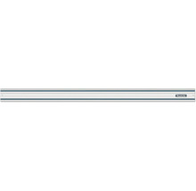 Rail de guidage Makita en aluminium pour des coupes précises avec une scie circulaire.