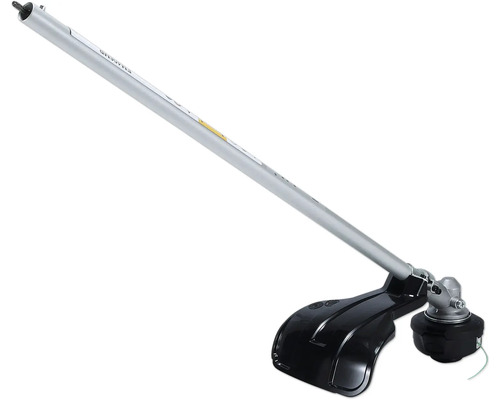 Accessoire coupe-bordures avec long manche en métal et capot de protection noir.