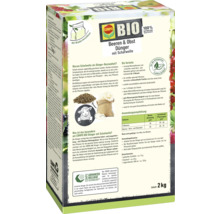 Engrais COMPO pour baies et fruits avec de la laine de mouton dans un emballage de 2 kilogrammes