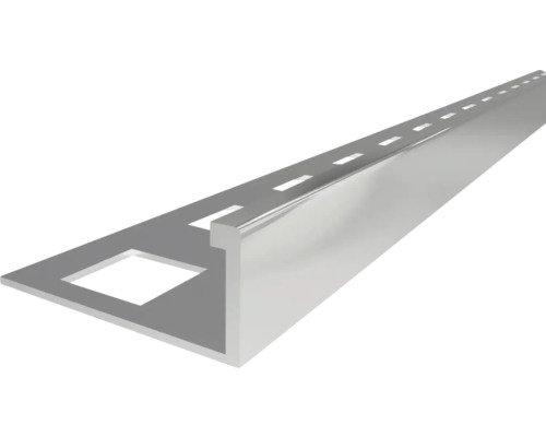 Profilé d'angle pour carrelage en métal avec aile de fixation perforée.