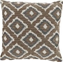 Quadratisches Dekokissen mit gewebtem geometrischem Rautenmuster in Braun und Beige.