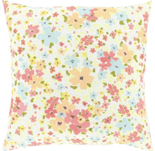 Quadratisches Zierkissen mit bunten Blumen bedruckt.
