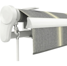 Markise mit grauen und hellen Streifen