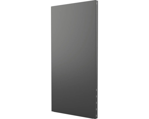 Dunkelgraue Seitenwand aus Metall für Regalsysteme mit Schlitzen zur Befestigung.