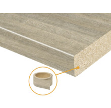 Plan de travail de cuisine avec noyau en aggloméré et décor bois, bande de chant incluse.