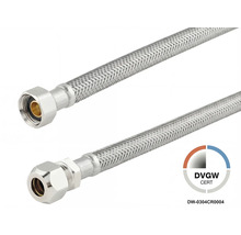 Deux tuyaux flexibles tressés avec raccords métalliques et certification DVGW.