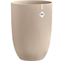 Grand pot de fleurs elho avec structure nervurée ondulée verticale. Logo elho.