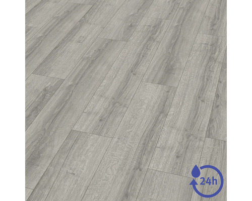 Revêtement de sol stratifié aspect bois gris avec protection contre l'eau pendant 24 heures.