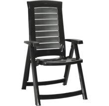 Chaise de jardin noire en plastique avec dossier haut et accoudoirs. Chaise pliante à positions pour l'extérieur. Jardin Logo.