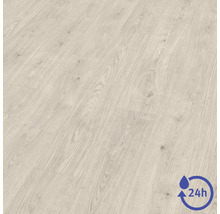 Revêtement de sol stratifié aspect bois clair avec veinage apparent et symbole de protection contre l'eau pendant 24 heures.