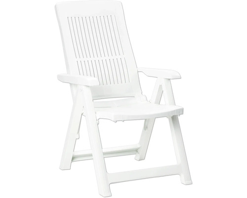Fauteuil de jardin pliant en plastique blanc avec dossier haut et accoudoirs.
