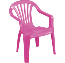 Chaise pour enfants en plastique rose avec accoudoirs et dossier à barreaux.