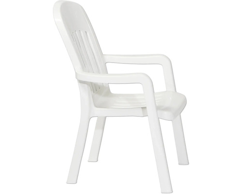 Chaise de jardin blanche empilable en plastique avec accoudoirs et dossier haut.