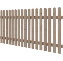 Lattenzaun aus Holz mit oben abgerundeten Zaunlatten und zwei horizontalen Querriegeln.