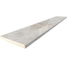 Appui de fenêtre poli en pierre naturelle avec veinage.