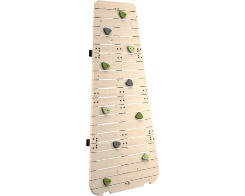 Mur d'escalade en lattes de bois clair avec des prises d'escalade vertes et grises pour enfants.