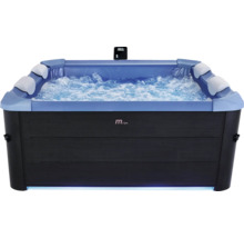 Spa MSpa rectangulaire avec de l'eau bouillonnante, quatre appuie-tête et un affichage numérique indiquant 38 degrés.