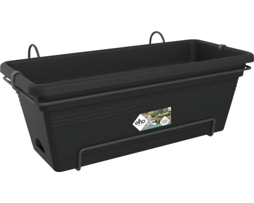 Jardinière de balcon rectangulaire noire en plastique avec support métallique et soucoupe intégrée.
