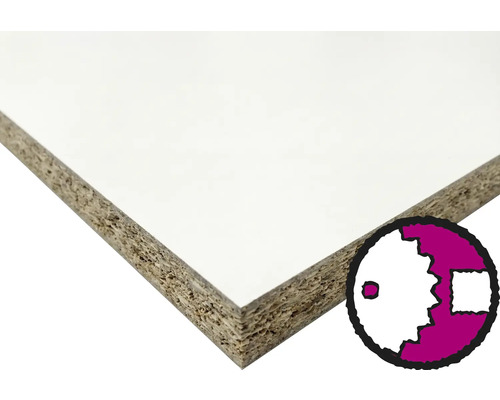 Panneau de particules mélaminé avec surface blanche et bord de coupe visible, adapté pour la découpe du bois.